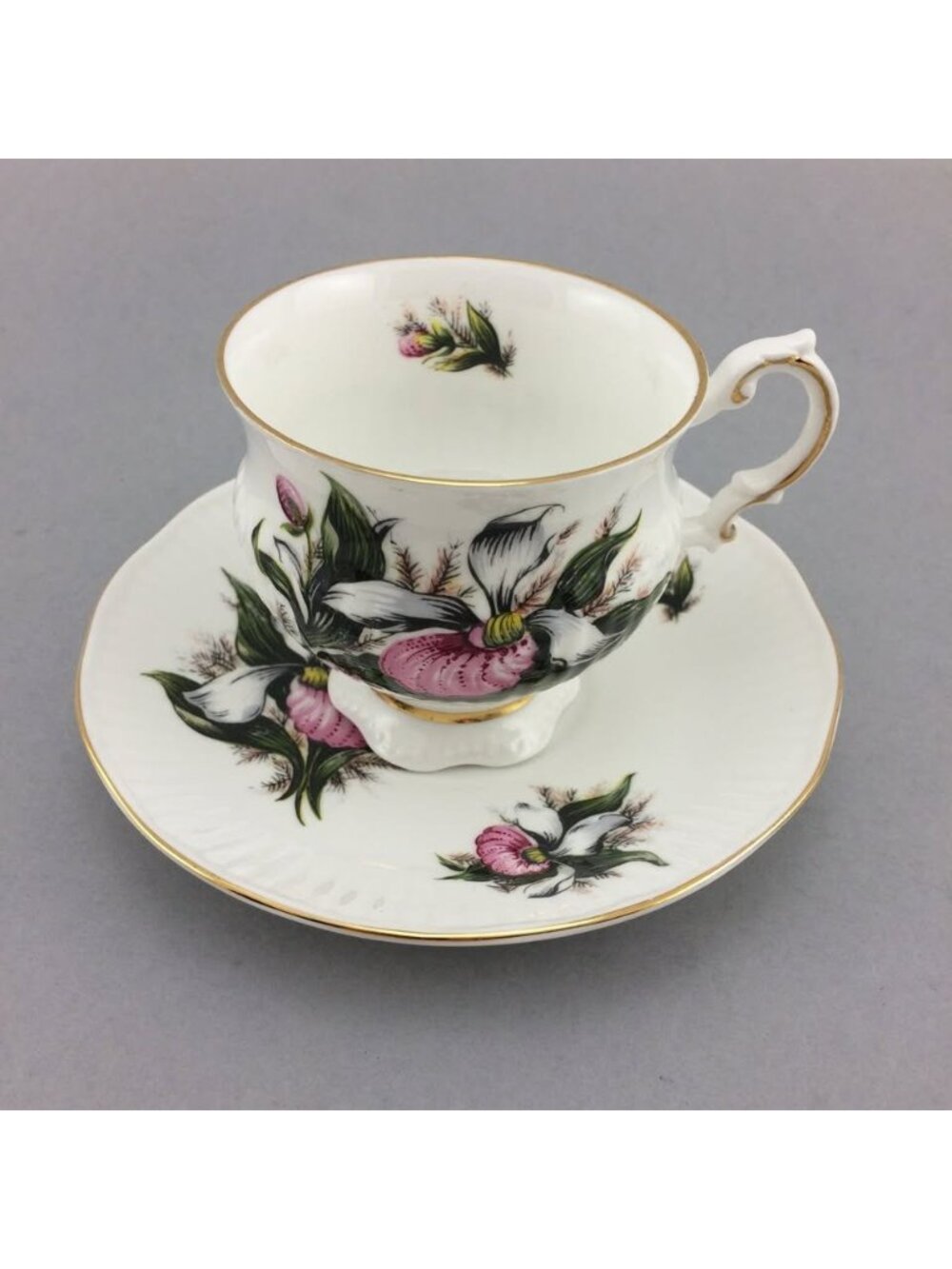 Vintage Elizabethan Bone China Teacup & Saucer PEI Lady’s Slipper Flower